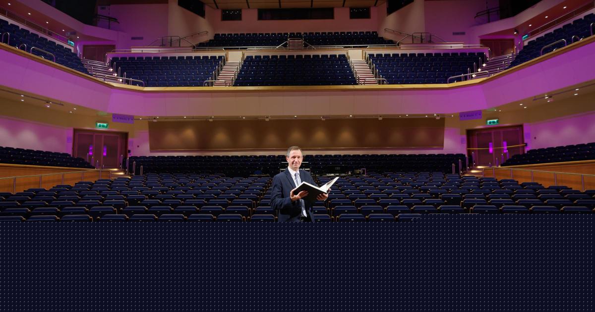 Autograph books reveal what stars really thought of this Glasgow venue