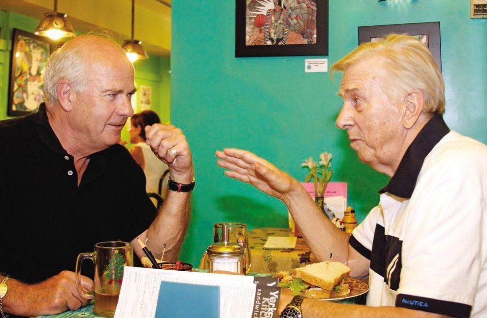 Stratford's Lloyd Robertson, a Canadian broadcasting icon, dies at 92