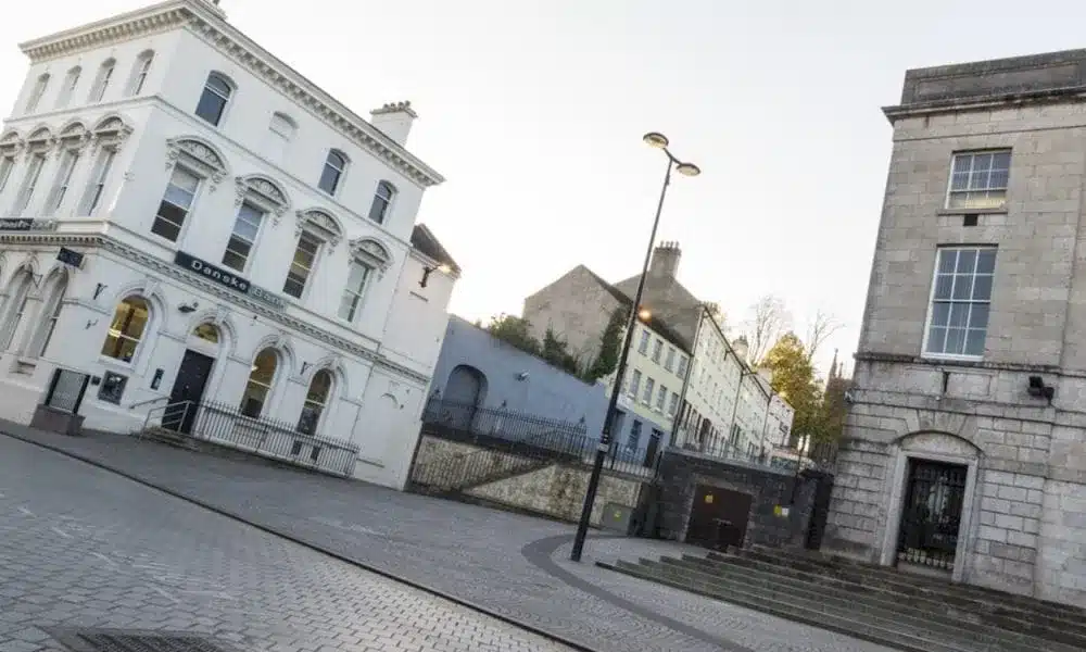 Hilly hell! Market Square becomes ‘ice rink’ during cold weather in absence of gritting