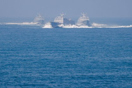 Taiwan Military Practices Repelling a Chinese Assault From the Sea
