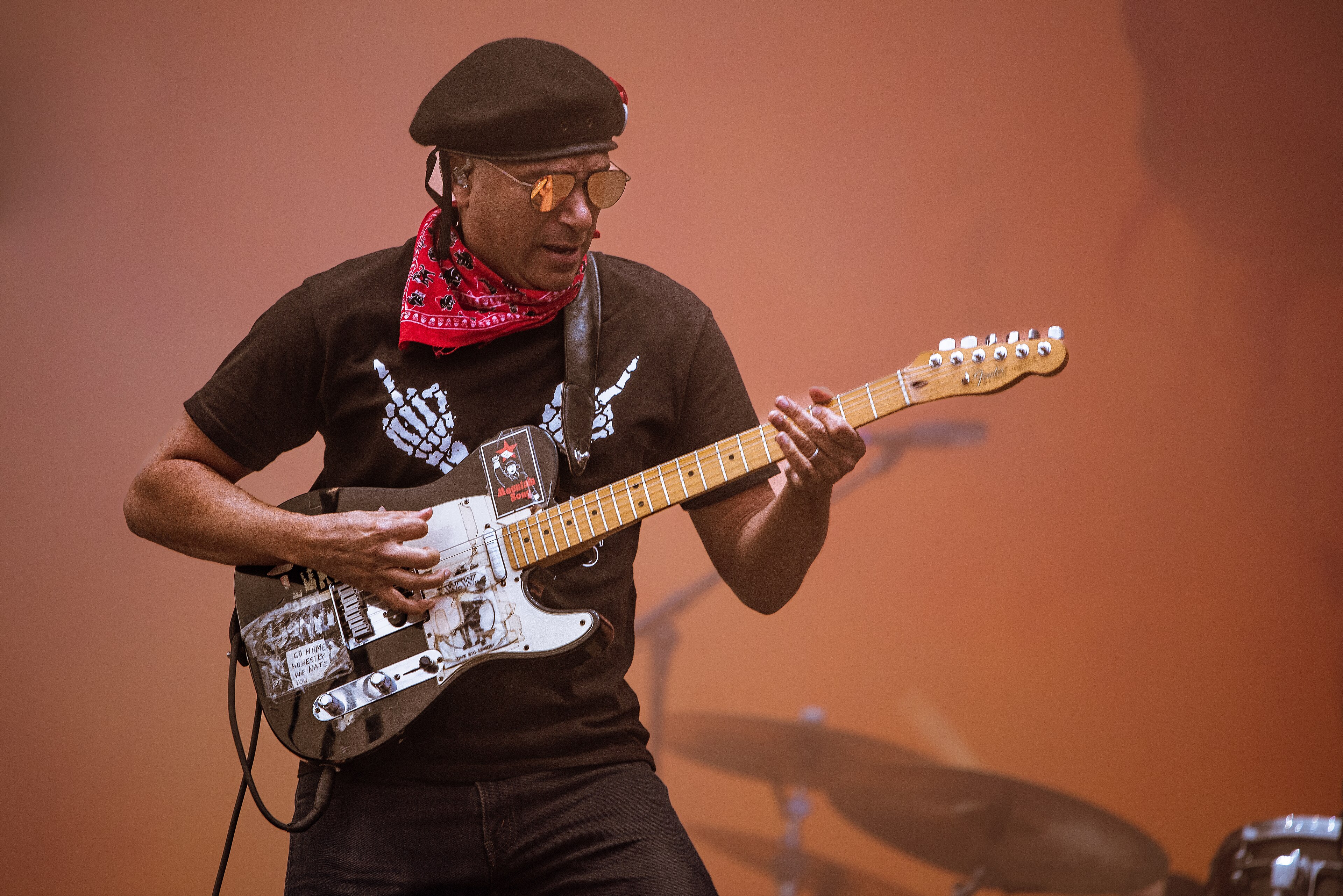 TOM MORELLO & RISE AGAINST Rally Minneapolis With Solidarity & Resistance Benefit Concert