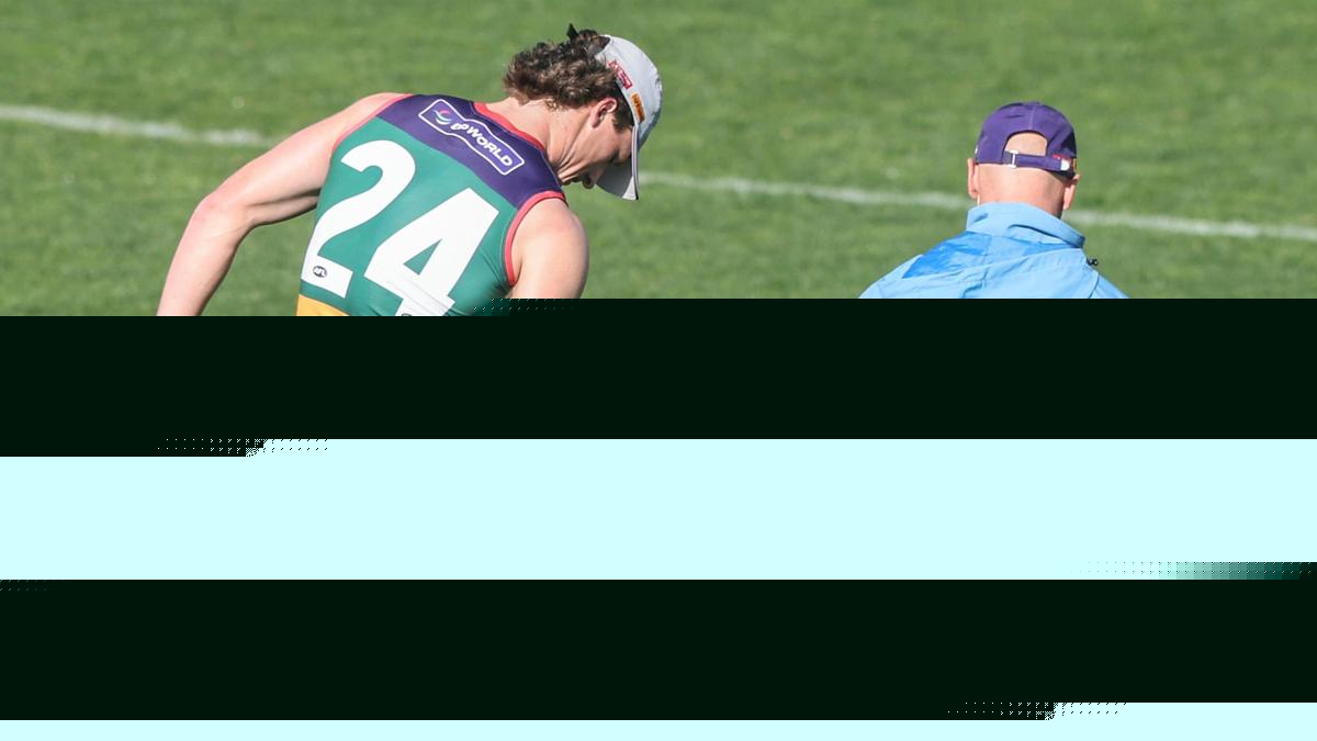 Fremantle training notes: Key Docker appears to undergo fitness test ahead of Adelaide Crows clash