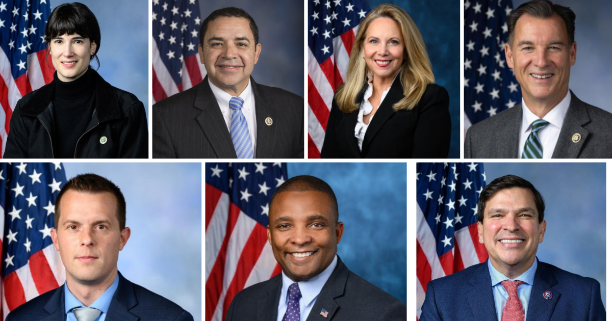 Are There Any Democrats Left? Left of Bill Kristol, That Is?