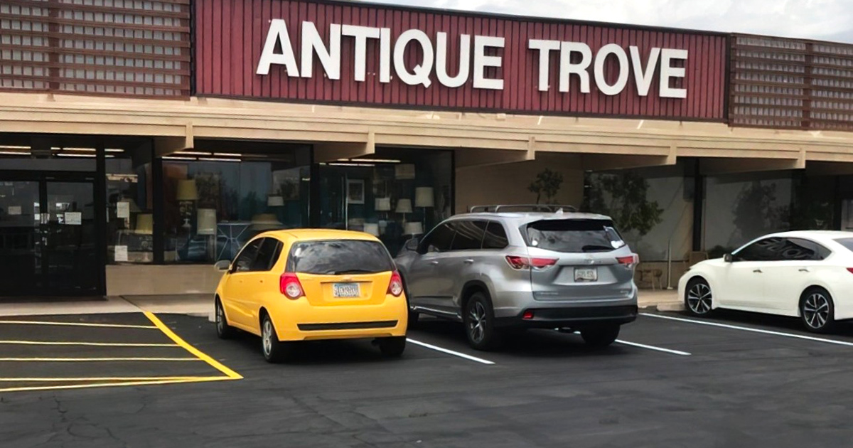 The Massive Antique Store In Arizona That’s Almost Too Good To Be True