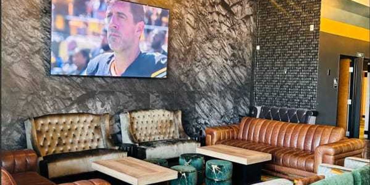 New sports bar Kings Cave with international flair opens in Carrollton
