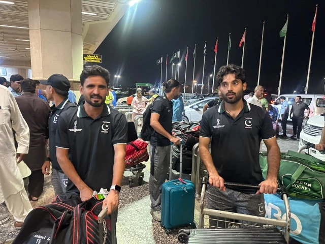 Pakistan depart for Hockey World Cup