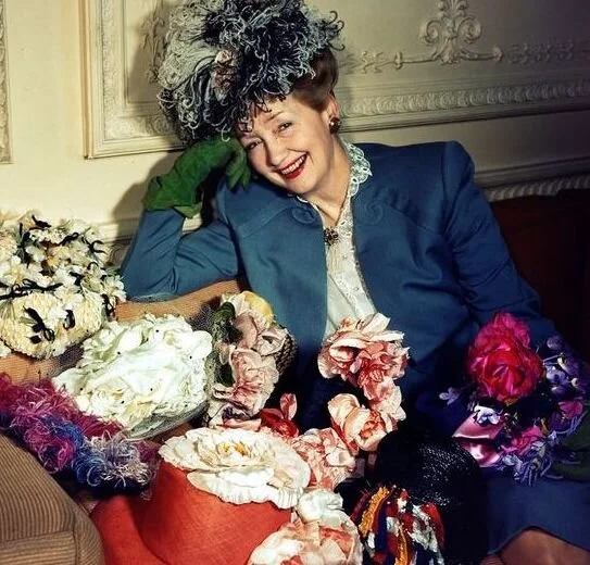 Gossip Girls: Louella Parsons And Hedda Hopper (War! Episode 4)