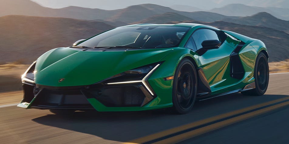 2027 Lamborghini Revuelto