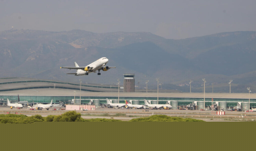 La T1 de l’Aeroport de Barcelona guanyarà 70.000 metres quadrats amb el desplaçament de la façana