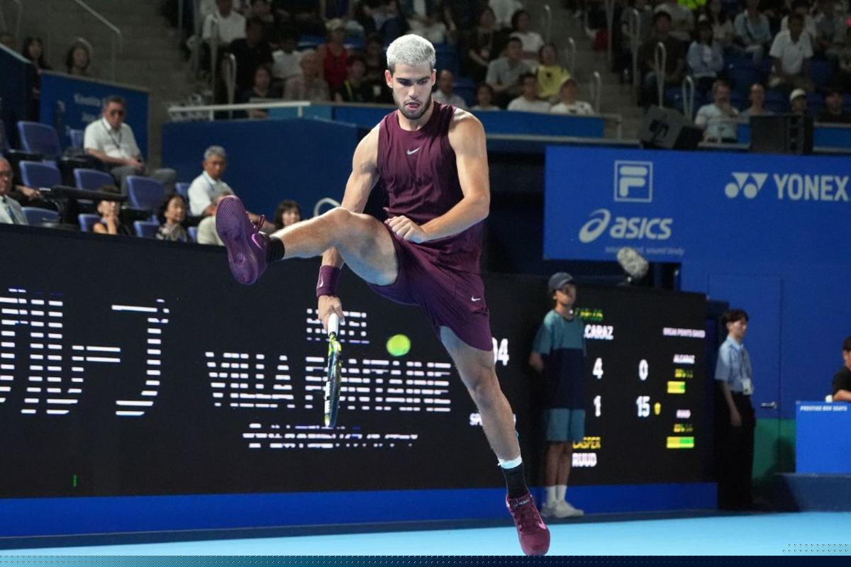 Carlos Alcaraz Wins Japan Open — Platinum Hair, Taped Ankle + Zero Chill