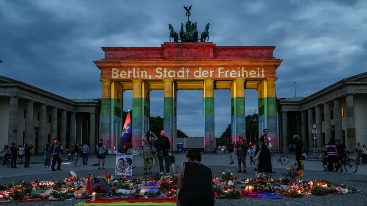CSD-Anschlag in Berlin: Unsere Gesellschaft hat eine Bringschuld