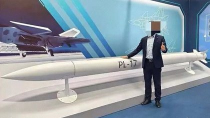 Tên lửa PL-17 của Trung Quốc chính thức lộ diện: Hé lộ nguyên nhân buộc Mỹ phải tăng tốc phát triển vũ khí mới