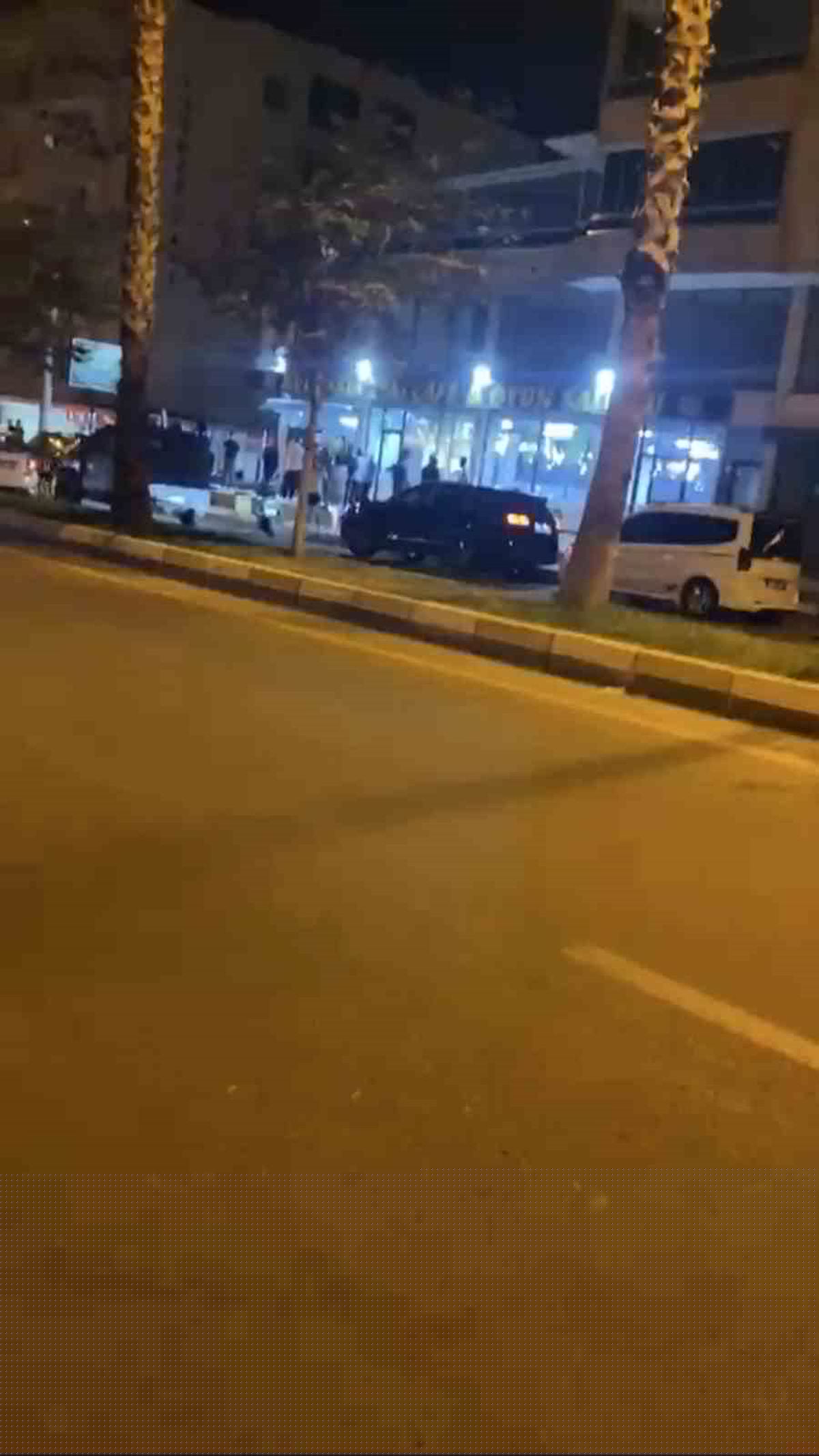 Nusaybin'de aynı gece iki iş yerine silahlı saldırı