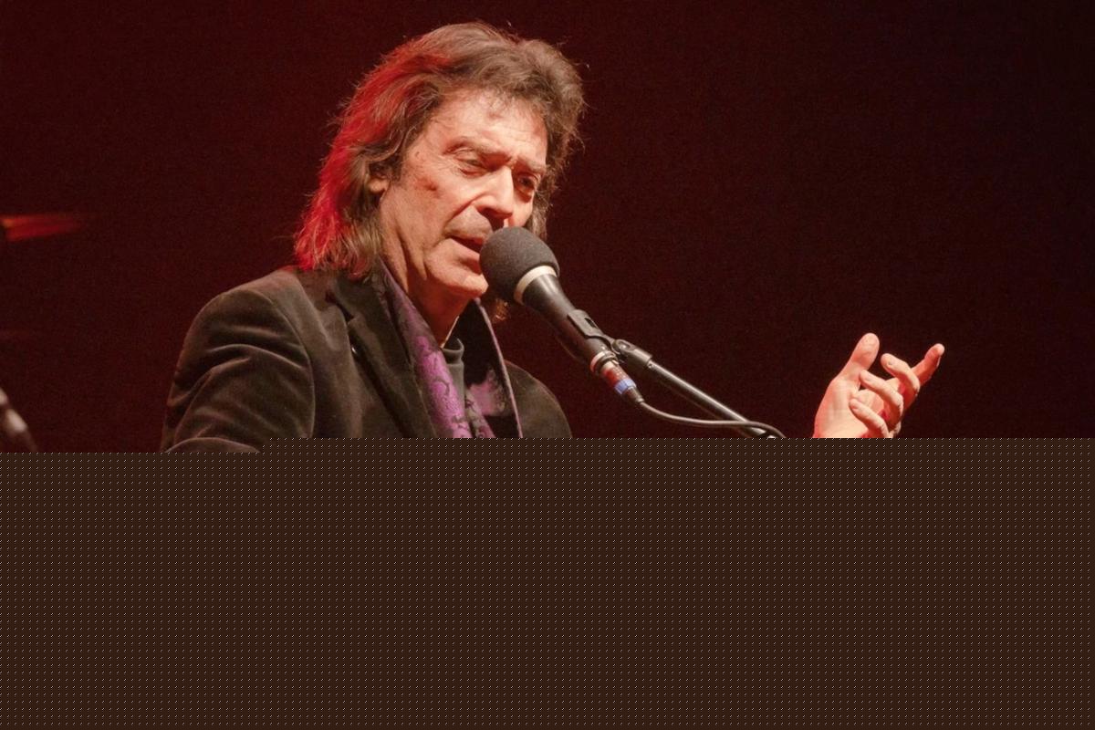 Hackett Open to Genesis Reunion