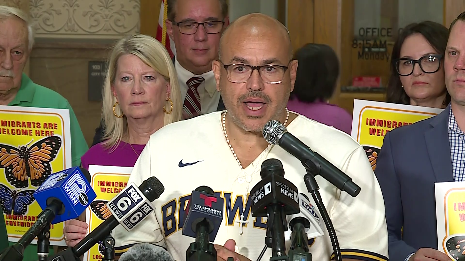 Forward Latino reacts to ICE raids in Wisconsin, offers resources