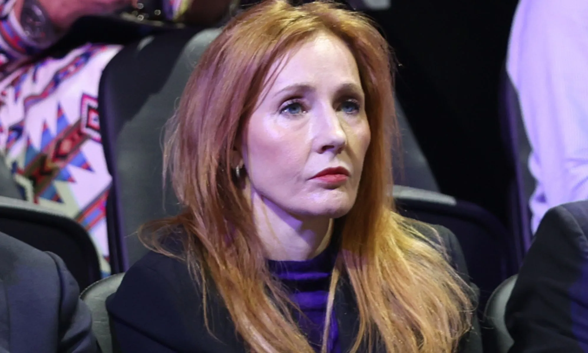 JK Rowling offers to legal funding to fight trans-inclusive NHS spaces