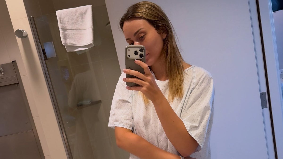Paula Badosa manda un mensaje tras compartir unas preocupantes fotos desde el hospital: "Tuve una intervención"
