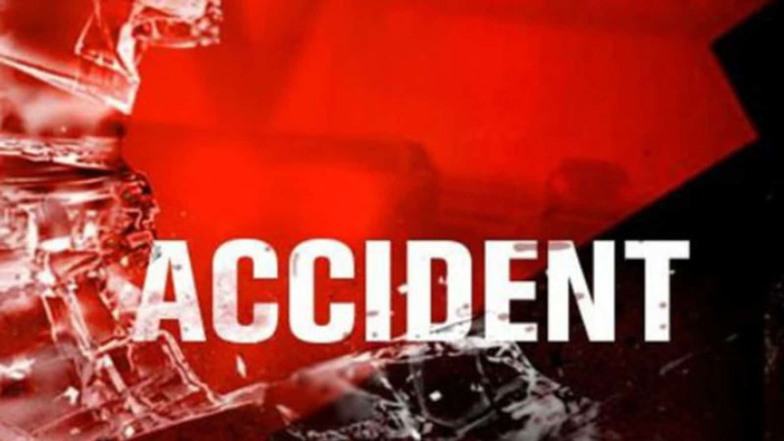 Five, including 4 women, killed in road accident in Sangareddy