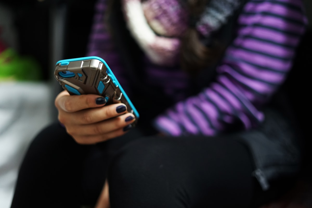 Lafayette Parish Students Face Saturday Detention If They Violate Cell Phone Policy