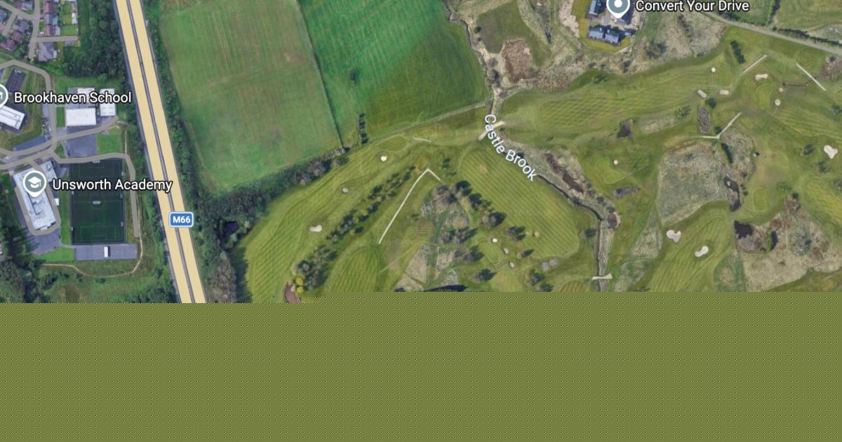 New Pilates studio with sauna and plunge pool proposed on remote Bury site