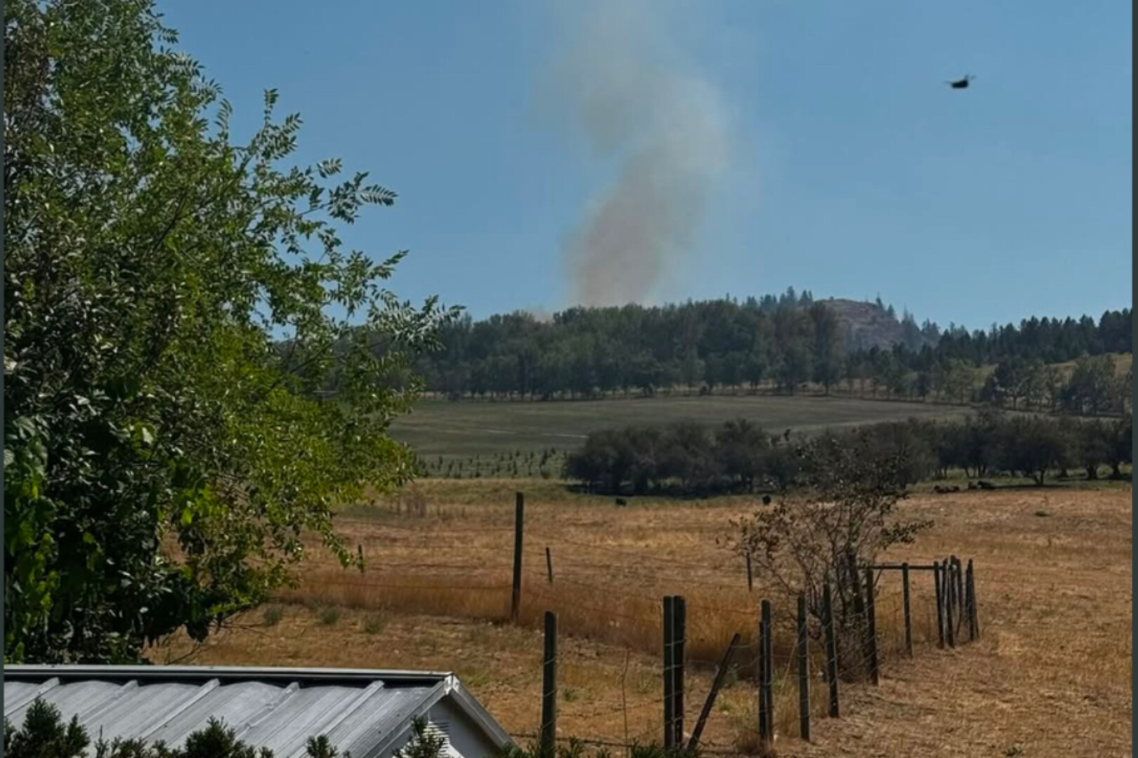 Vernon fire crews on scene of two fires in Commonage area (Vernon)