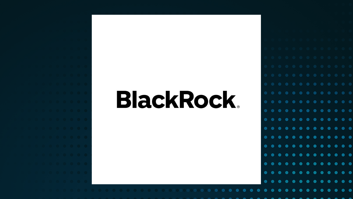 BlackRock World Mining Trust (LON:BRWM) Share Price Crosses Below Two Hundred Day Moving Average   – What’s Next?