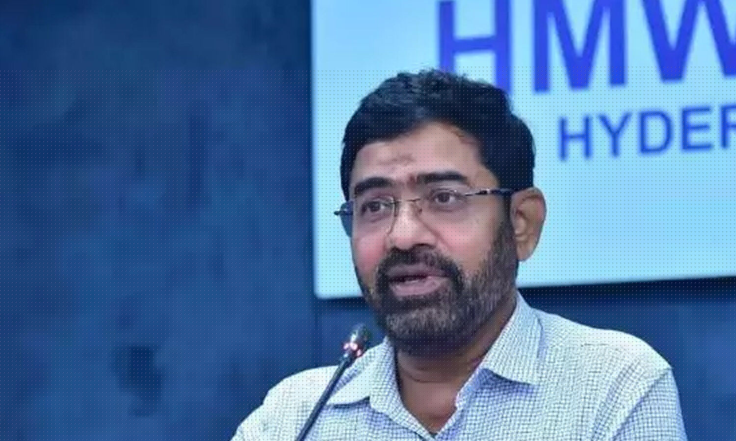 Hyderabad: Water Board chief for solutions to rainwater, sewage problems