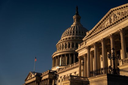 Trump’s deal with Senate leaders to avert government shutdown hits snags as lawmakers refuse to allow quick vote