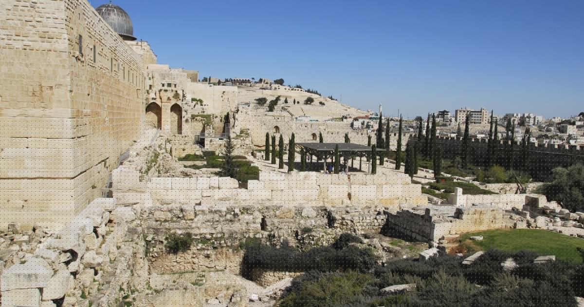 Beams from Solomon’s Temple found under Jerusalem parking lot