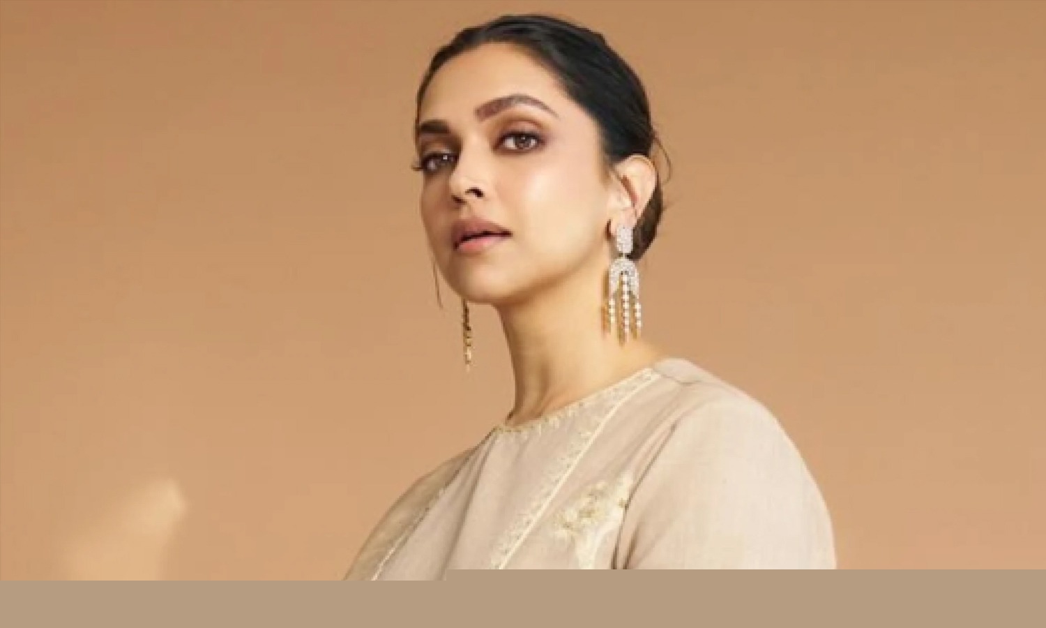Deepika Padukone Wraps Shooting for Raaka Ahead of Delivery