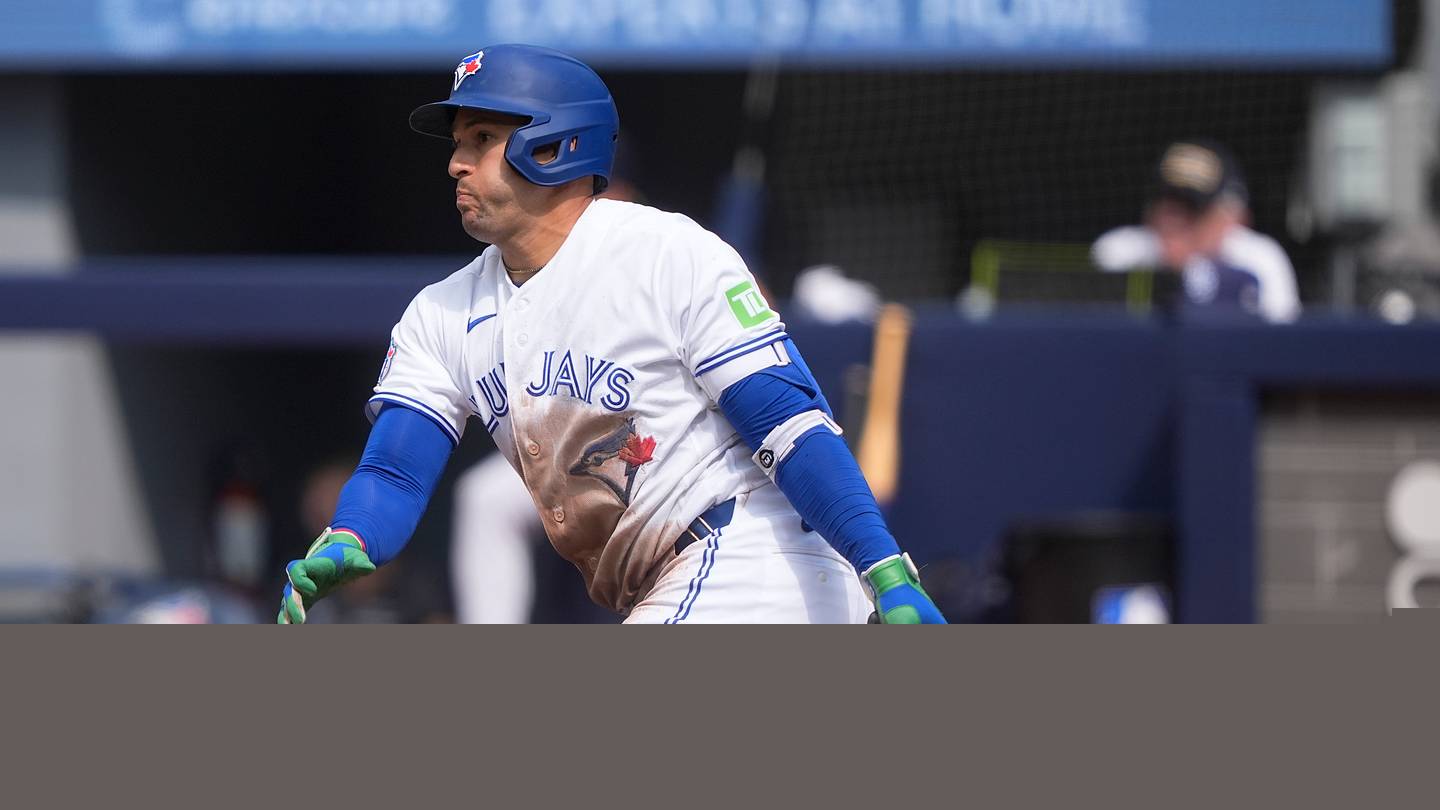 Yankees desperation could have them eyeing a trade for Blue Jays veteran