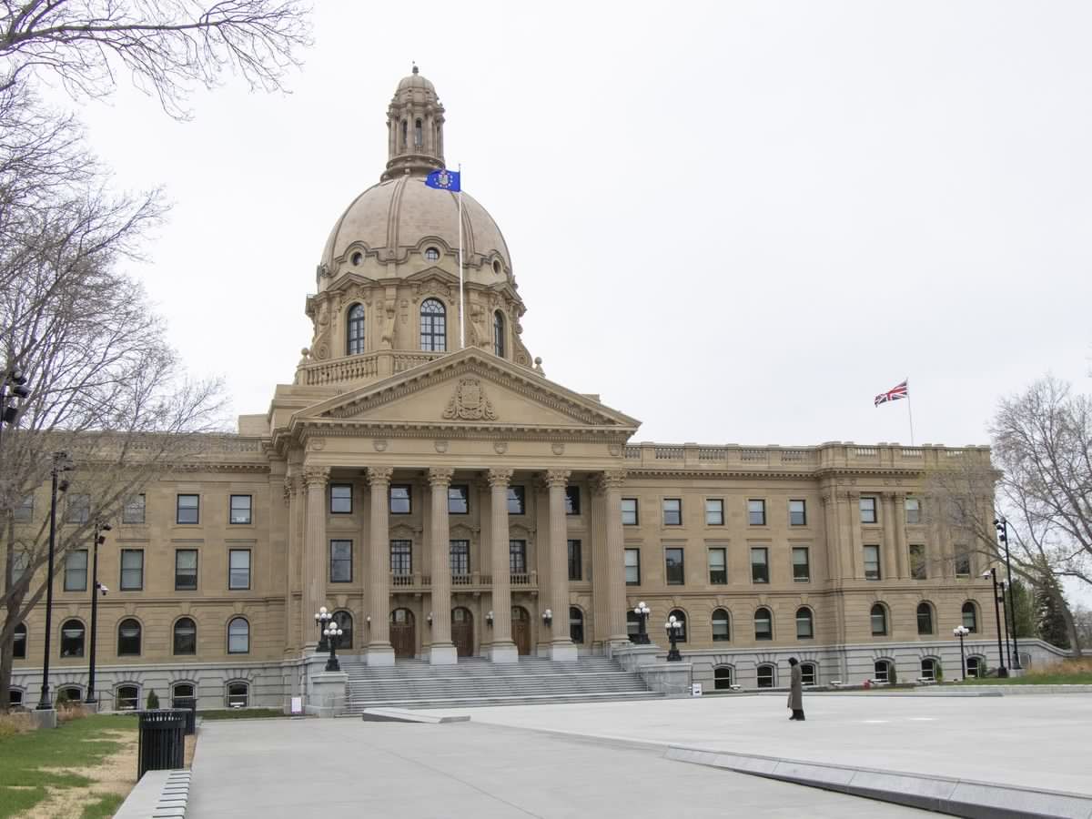 Letters: Alberta rebate program not worth the time for the $100