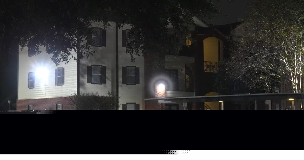 Man shot 4 times by girlfriend's ex in northeast Houston