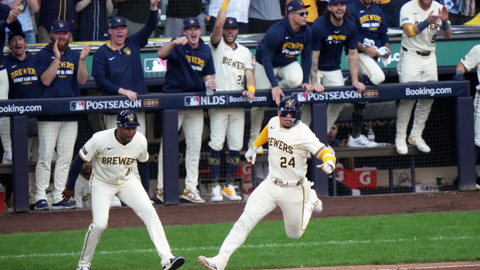 Fast start propels Brewers to 9-3 victory over Cubs in NLDS opener