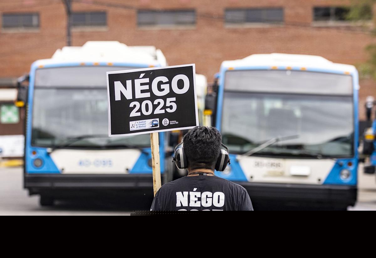 Transit strike in Montreal enters second week, disrupting bus and subway service