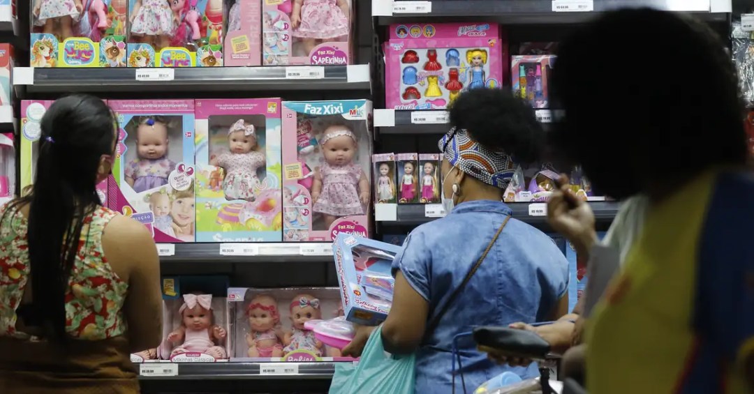 Selic alta penaliza consumo, nem compra à vista escapa
