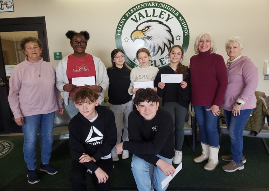 Valley Middle School students raise money for food pantry