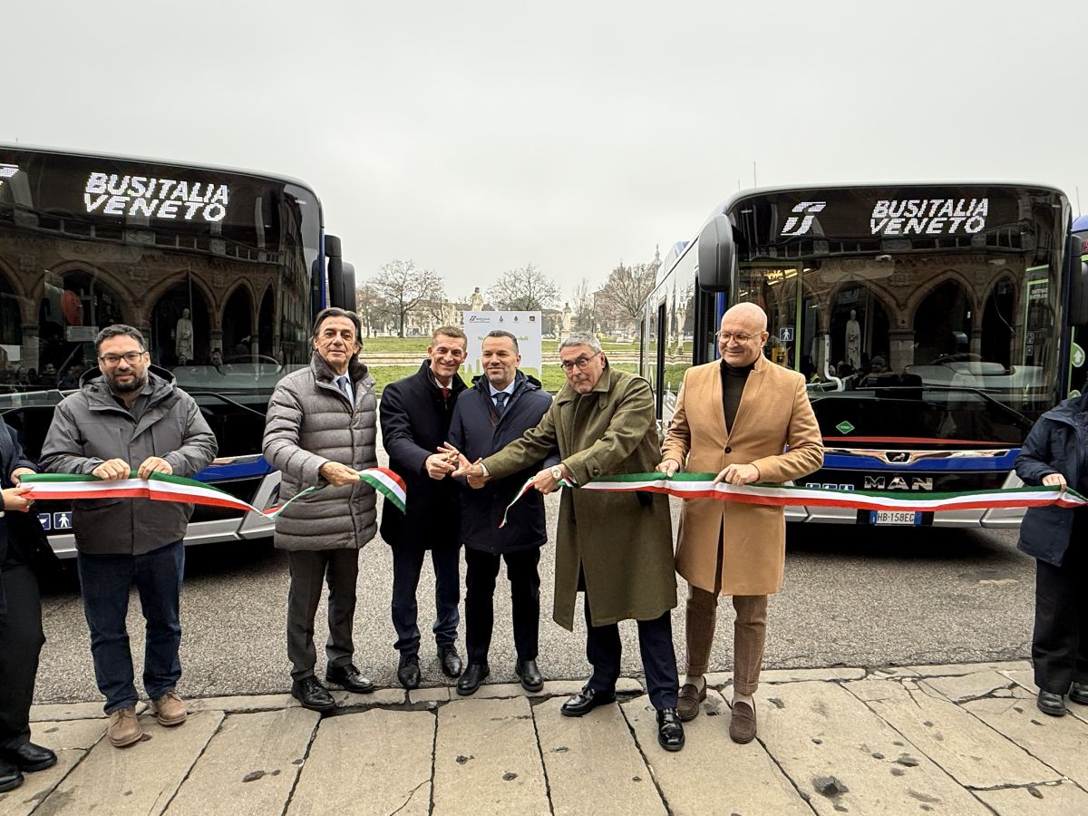 Ruzza “In Veneto investiti 300 milioni nel potenziamento del trasporto pubblico, già rinnovato il 50% della flotta”
