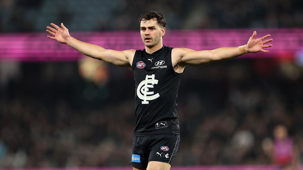 Blues smash reigning premiers to enhance finals chances