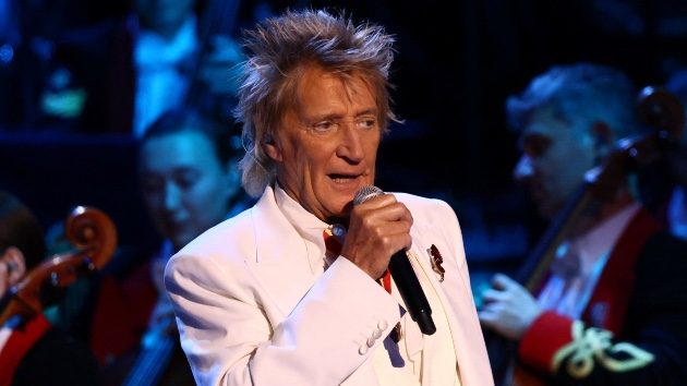 Rod Stewart postpones Cincinnati show just hours before showtime due to ‘minor medical procedure’