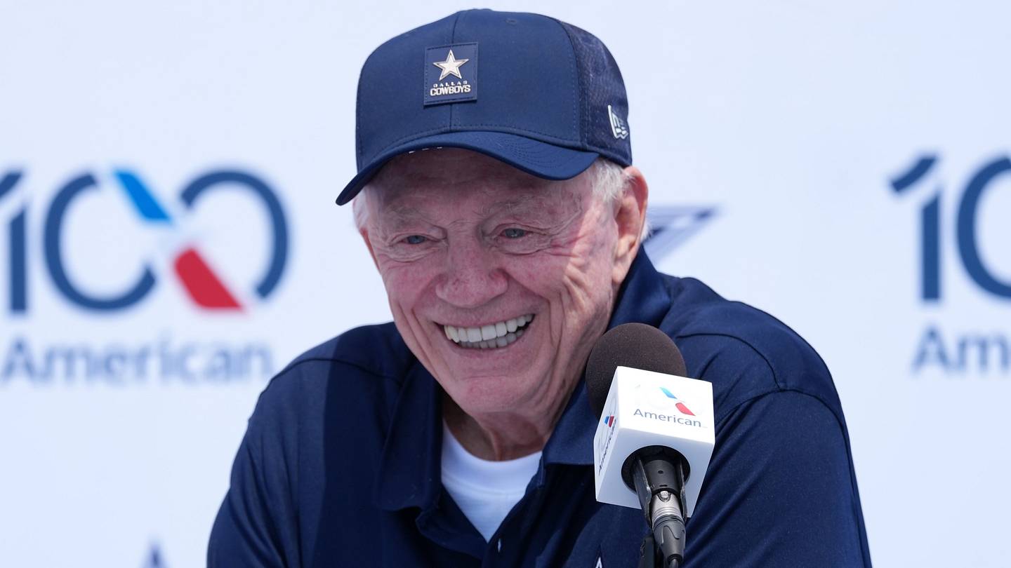 Jerry Jones just stirred up Maxx Crosby trade rumors again in an absurd way
