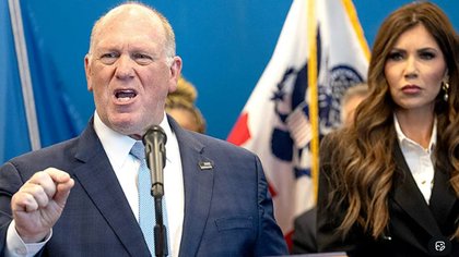 Tom Homan Takes Control in Minneapolis — and Appears to ICE Out Kristi Noem With a Blistering Warning