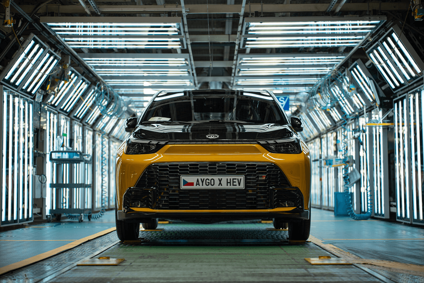 Dosud žádná automobilka za rok neprodala tolik vozů. Koncern Toyota loni pokořil svůj 2 roky starý rekord