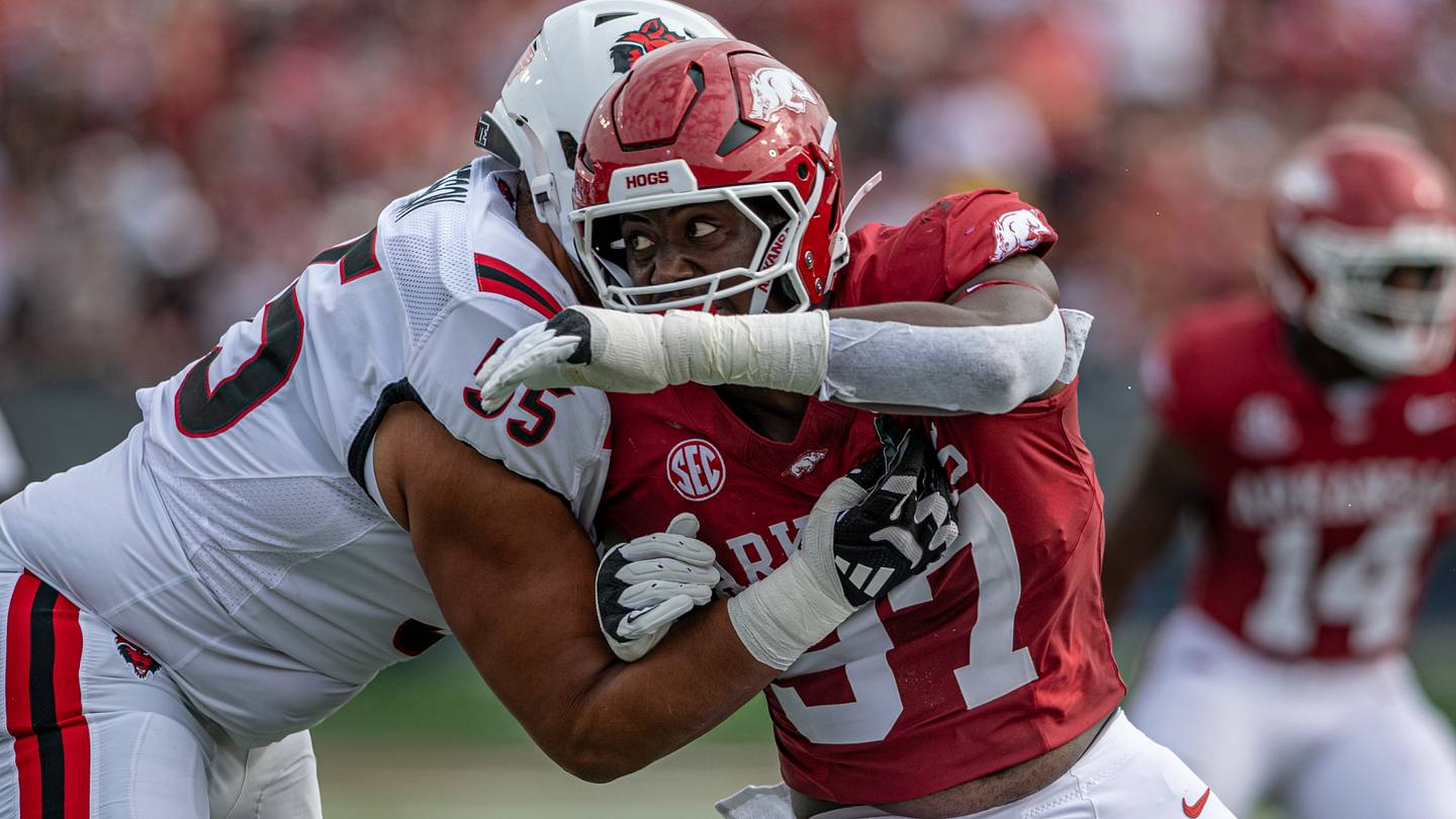 Why I'm Buying the Hype Around Quincy Rhodes Jr. for Razorbacks Football