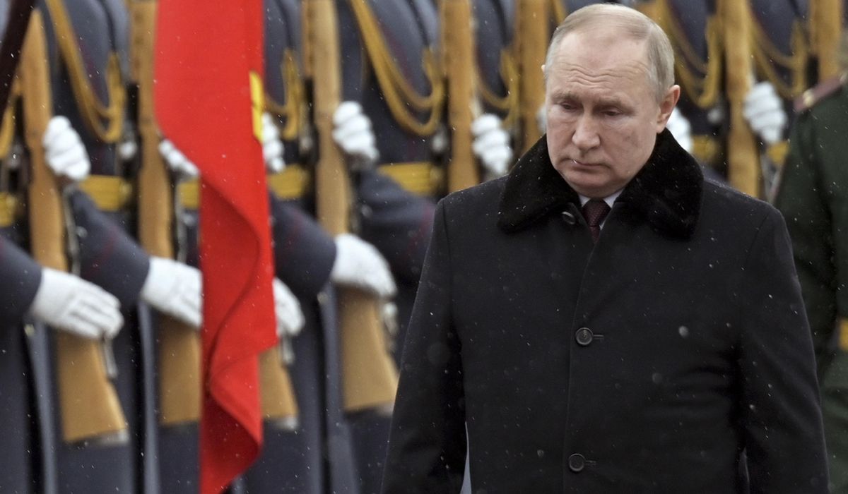 Cunning and confounding, an unchecked Putin charts erratic path