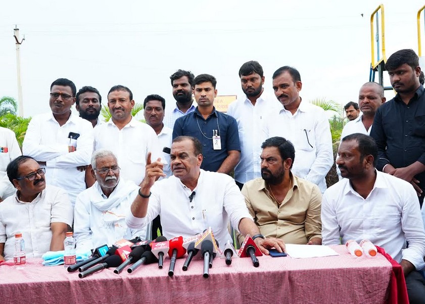 Tender For Northern RRR In 2 Months: Komatireddy