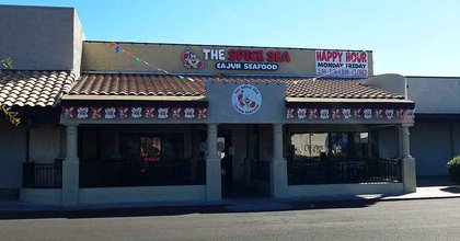 This Low-Key Restaurant In Arizona Serves Up The Best Raw Oysters You’ll Ever Taste