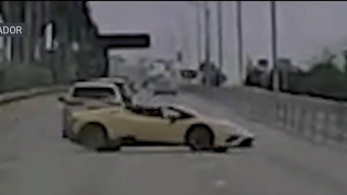 WATCH: Dashcam video shows Lamborghini driver losing control on MacArthur Causeway