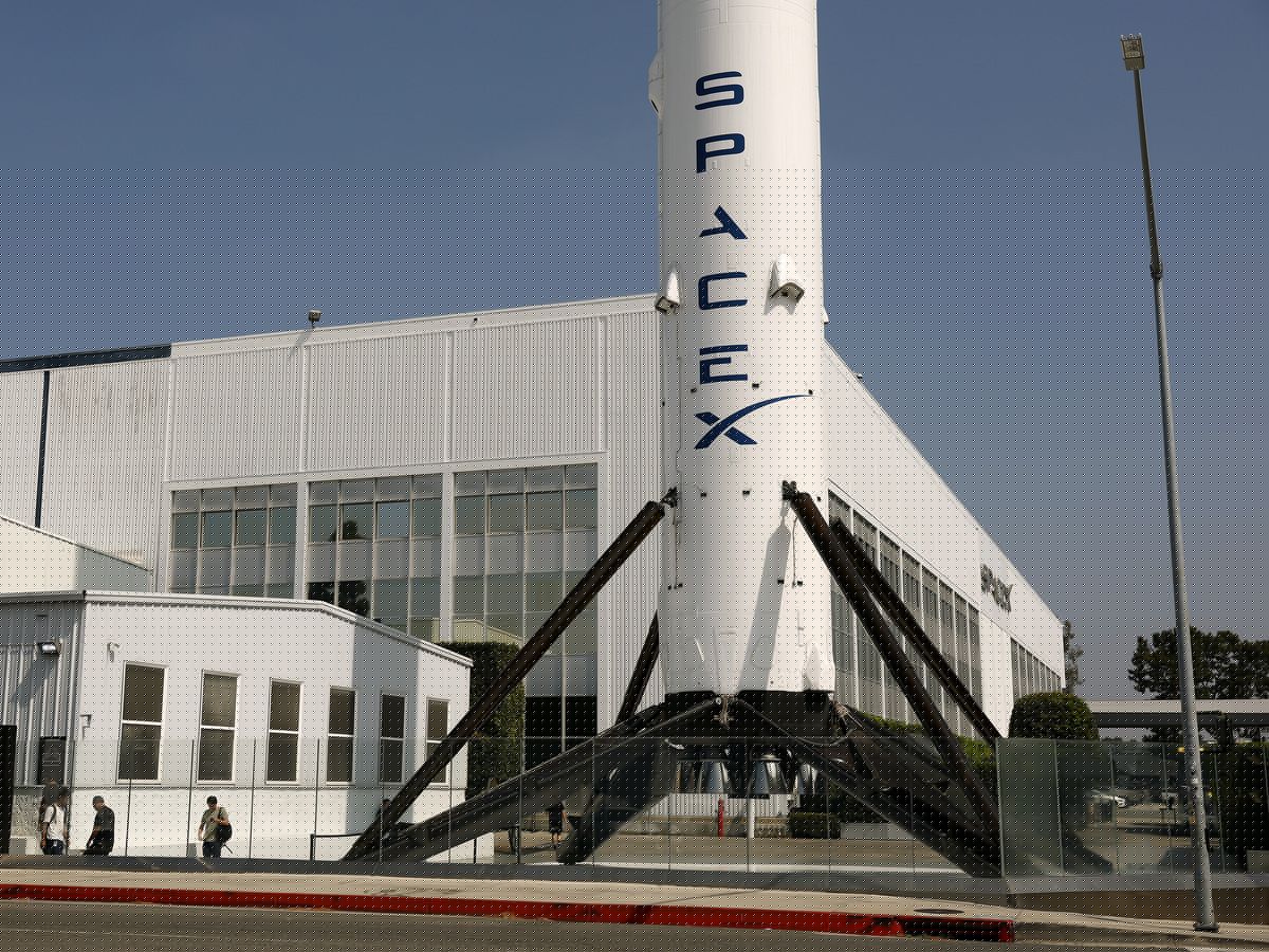 SpaceX falls after higher AI spending in post-IPO earnings