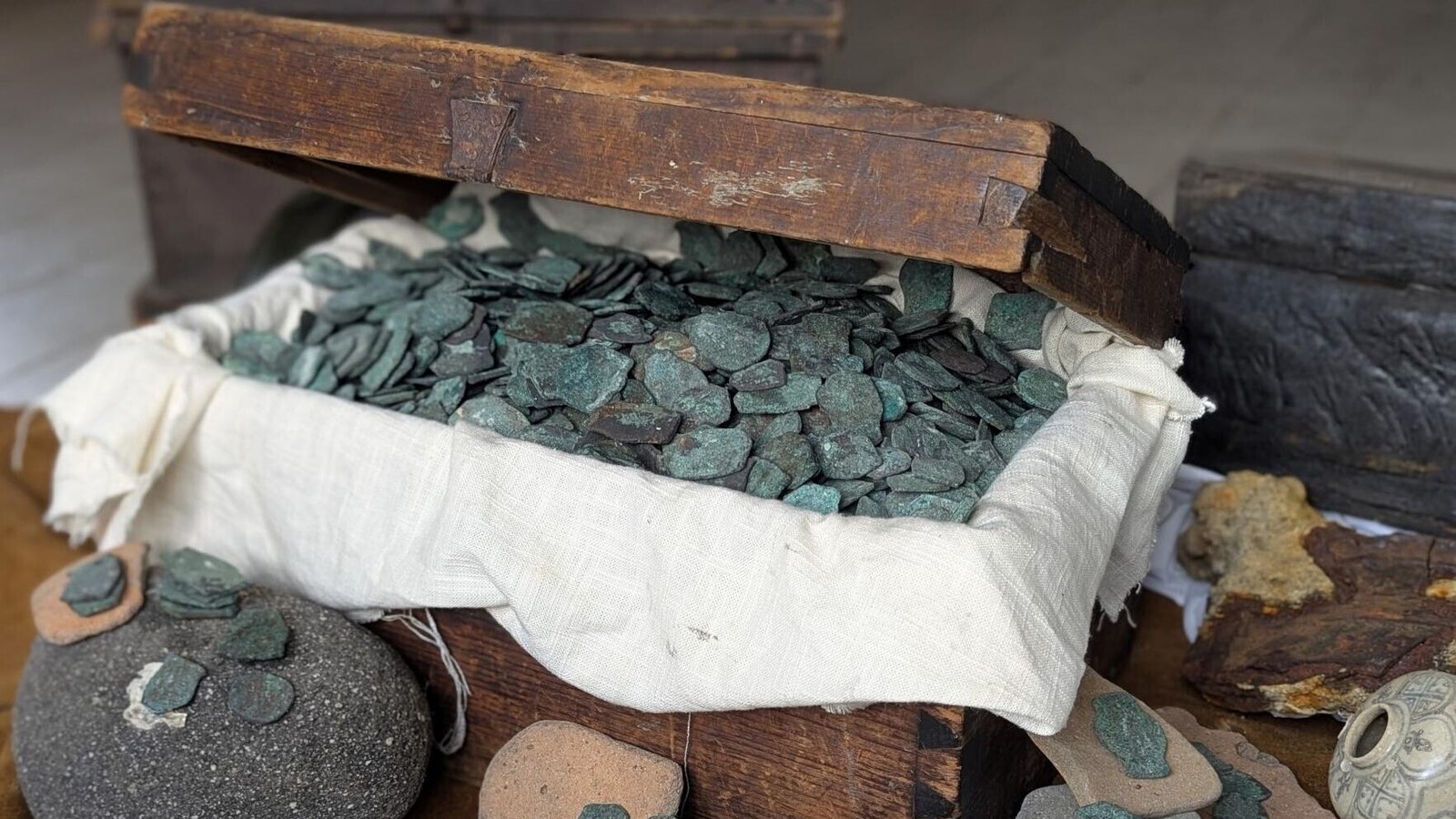 A hurricane sank a Spanish fleet in 1715. This summer, salvagers found $1M in coins